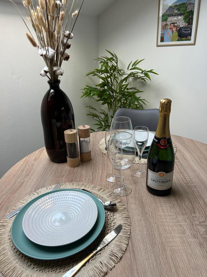 Appartement Le P'Tit Millesime - Hypercentre à Épernay Extérieur photo