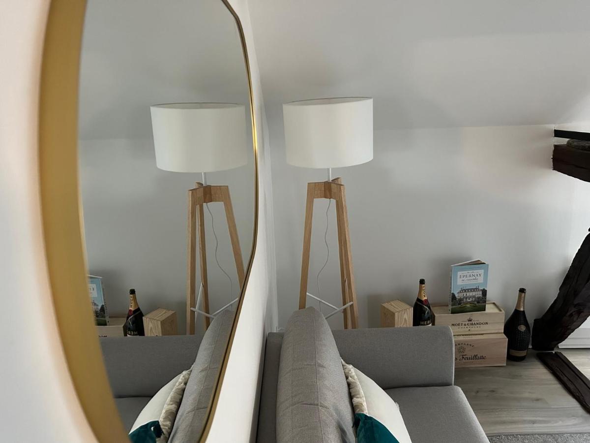 Appartement Le P'Tit Millesime - Hypercentre à Épernay Extérieur photo